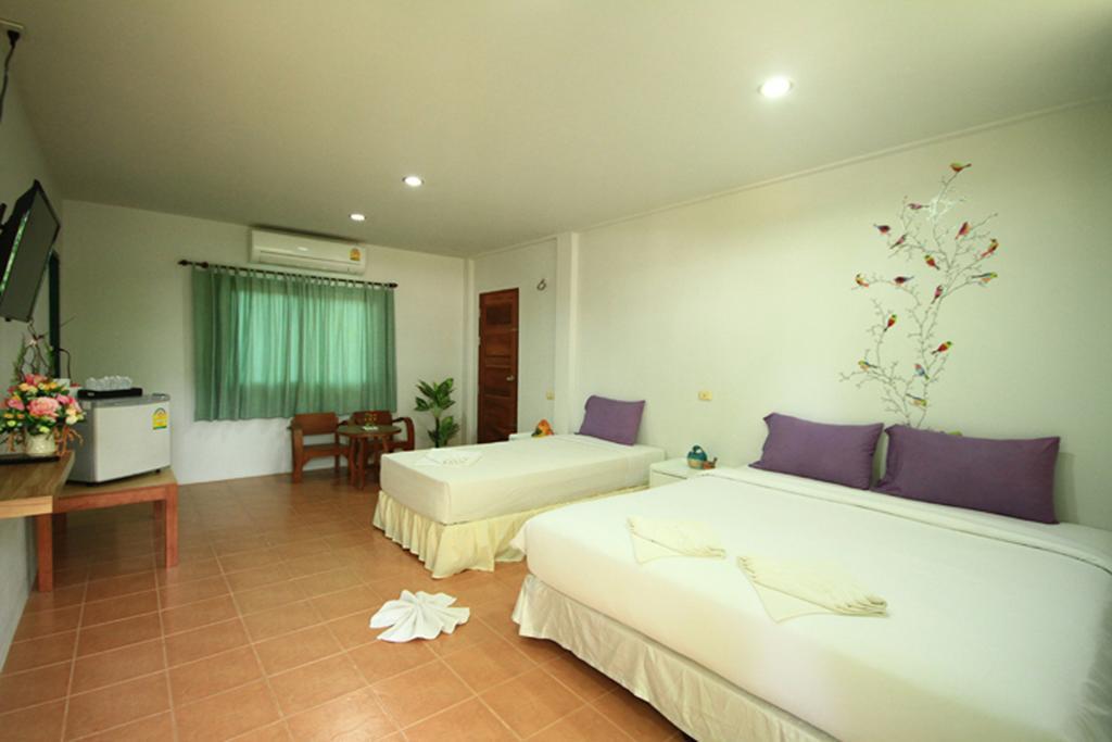 J.Holiday Inn Krabi town Kamer foto
