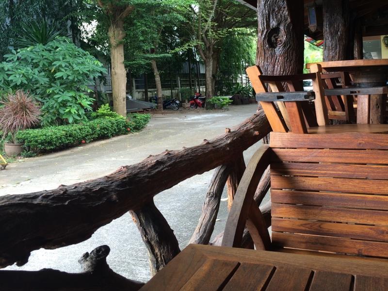 J.Holiday Inn Krabi town Buitenkant foto