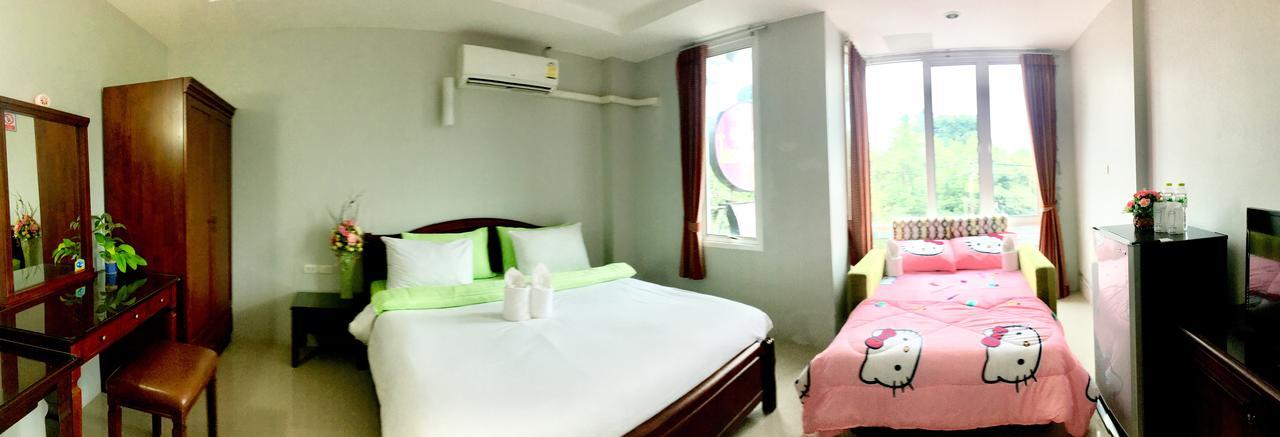 J.Holiday Inn Krabi town Buitenkant foto